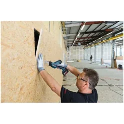 Bosch Akku-Säbelsäge GSA 18 V-LI C, Solo Version, L-BOXX, 3 X Säbelsägeblatt -Bau Zauber Verkaufsgeschäft akku saebelsaege 188436 czm