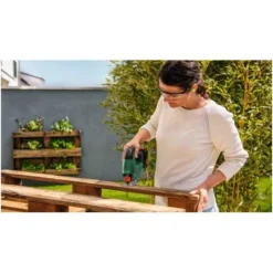 Bosch Akku-Stichsäge EasySaw 18V-70, Incl. Akku, Ladegerät, Sägeblatt, Kartonschachtel -Bau Zauber Verkaufsgeschäft akku stichsaege 1061862 czm