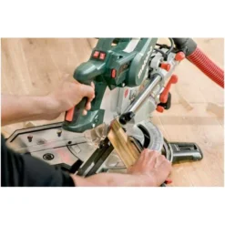 Metabo Kappsäge KGSV 72 Xact SYM, Mit Zugfunktion Und Symmetrisch Verstellbarem Anschlagsystem, Karton -Bau Zauber Verkaufsgeschäft elektro kappsaege und gehrungssaege halbstationaer 1343219 czm
